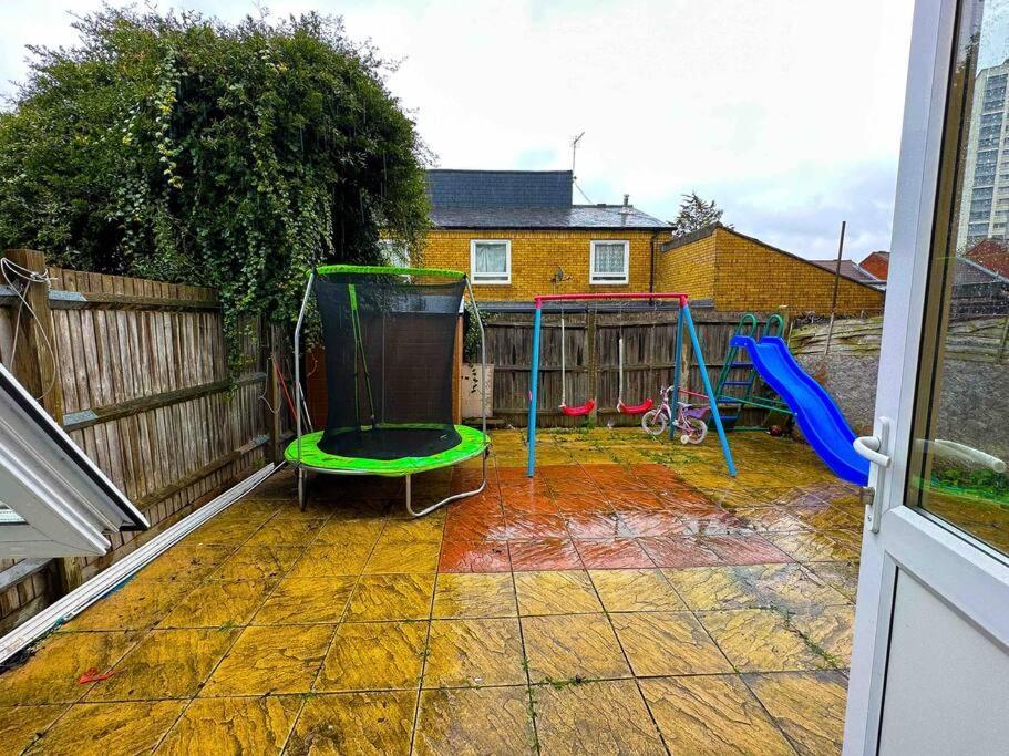 New! 4 Bedroom London House With Garden And Lawn Eksteriør bilde