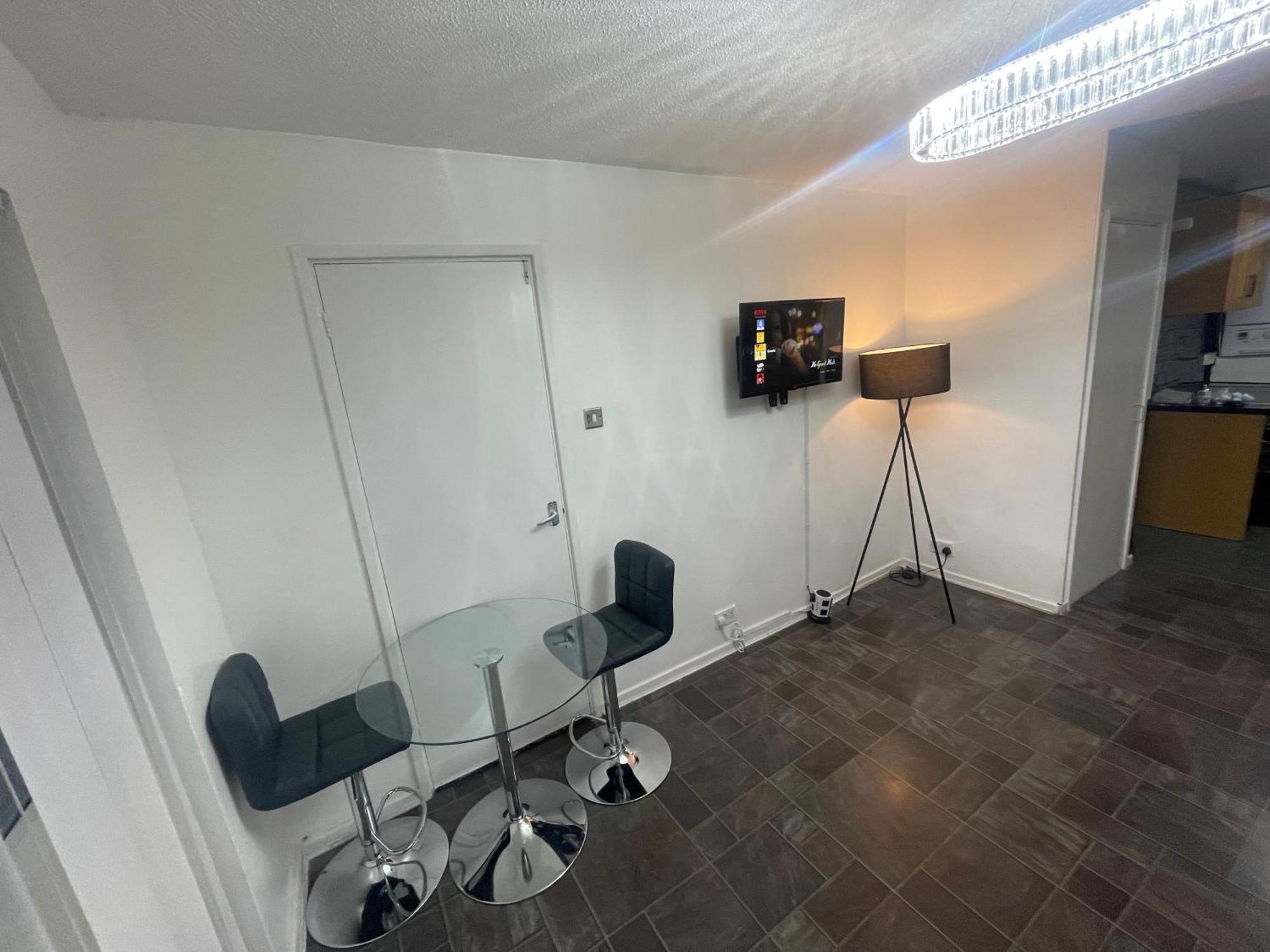 New! 4 Bedroom London House With Garden And Lawn Eksteriør bilde