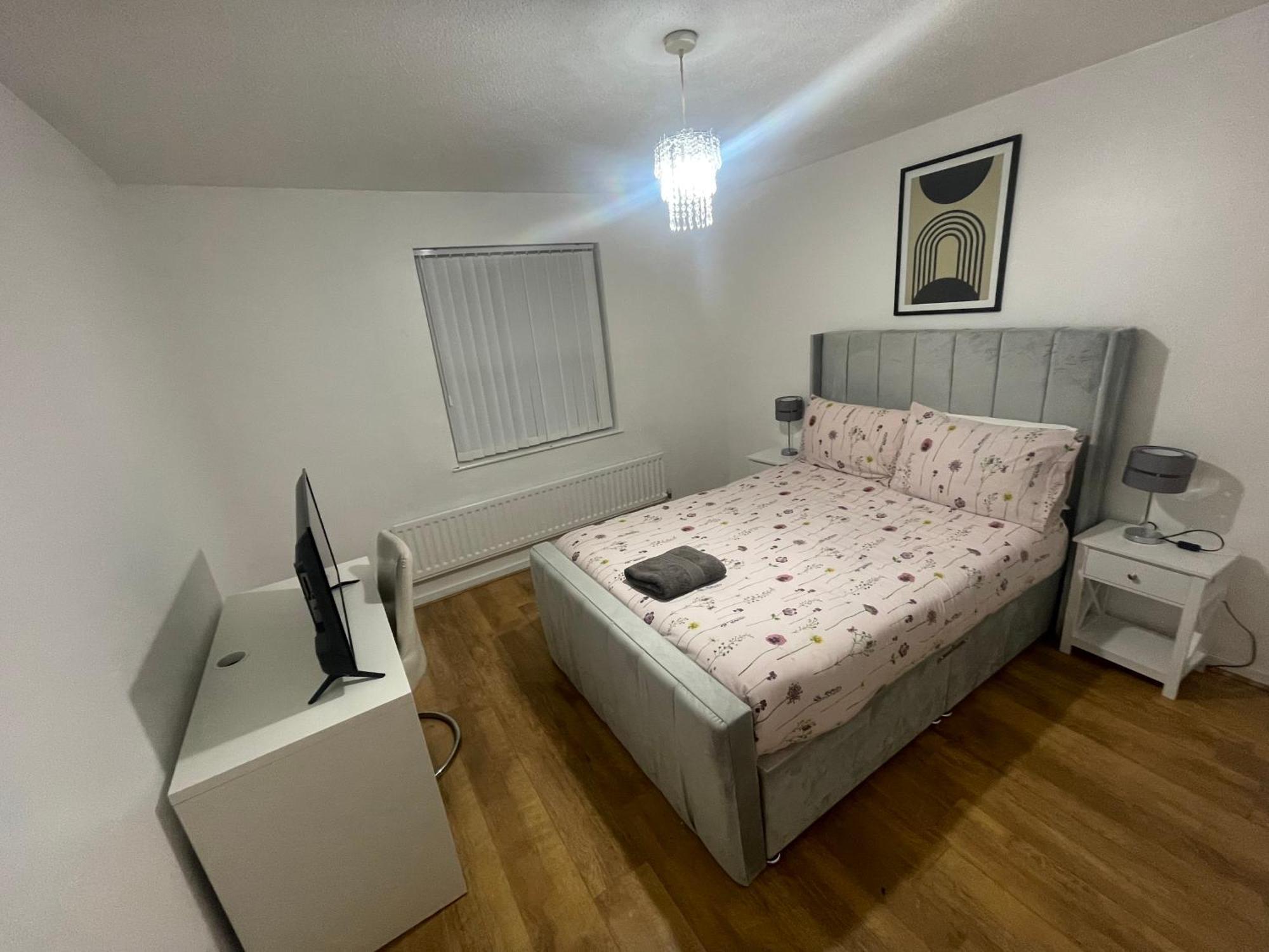 New! 4 Bedroom London House With Garden And Lawn Eksteriør bilde